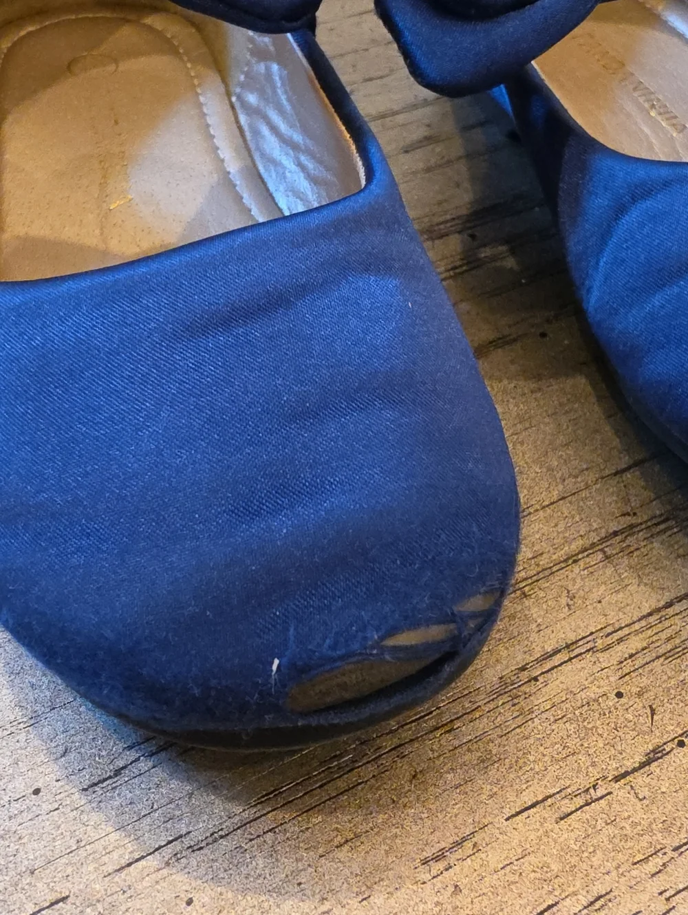 Kids Bow Mary Jane Shoes in Navy and White Size 10